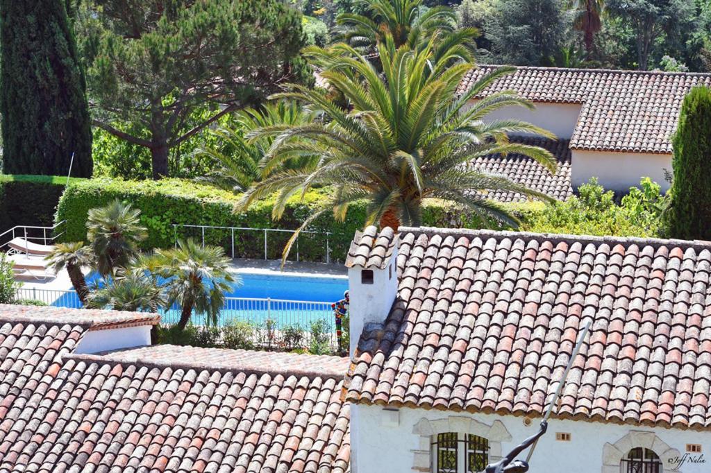 Hotel & Restaurant Alain Llorca La Colle-sur-Loup Buitenkant foto